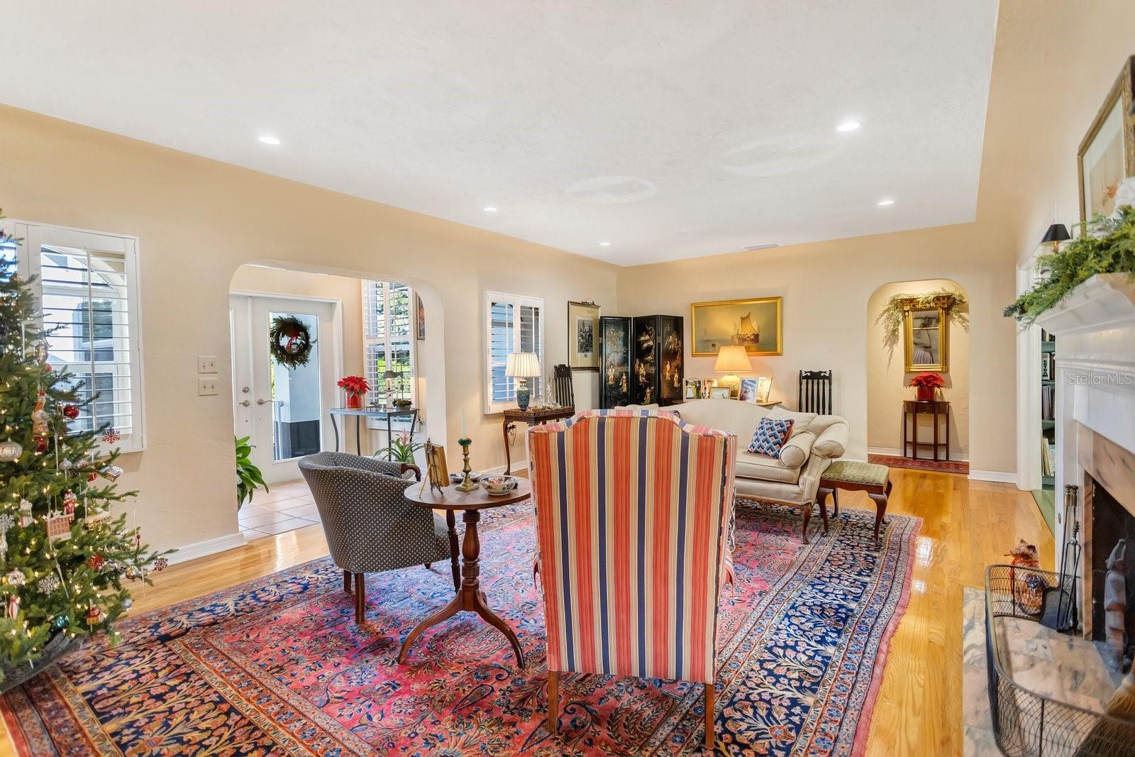 SNELL ISLE BRIGHTWATERS SEC 1 REP - Residential