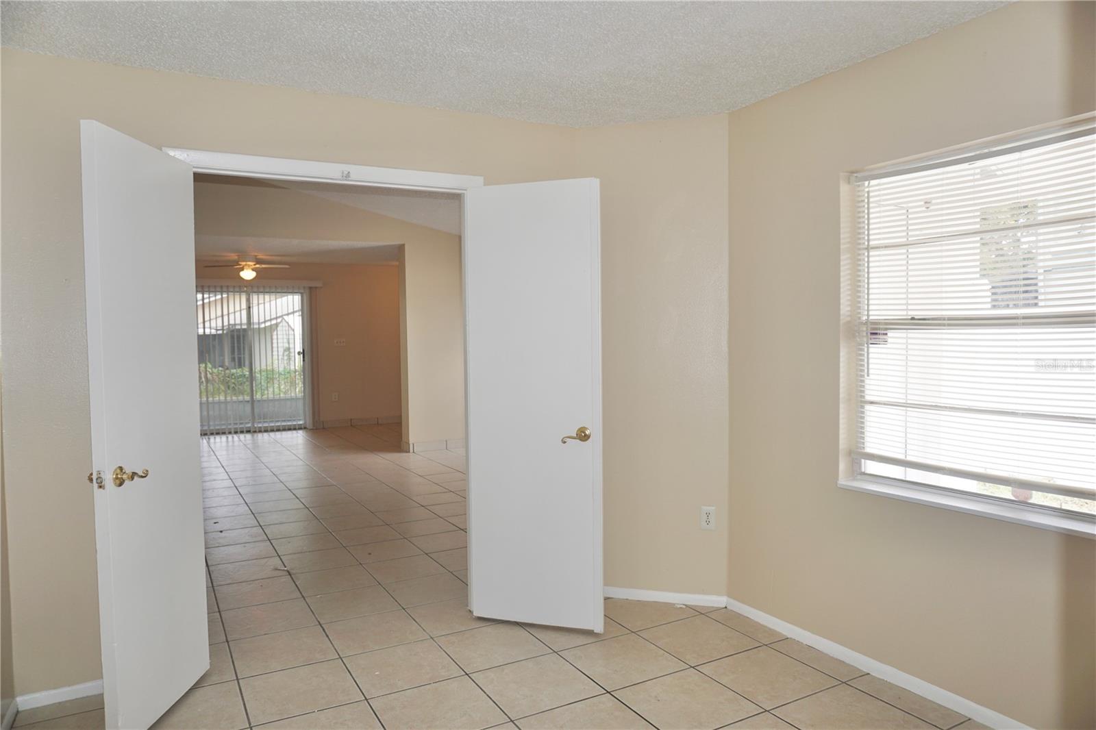 WHISPER LAKE 01 - Residential Lease