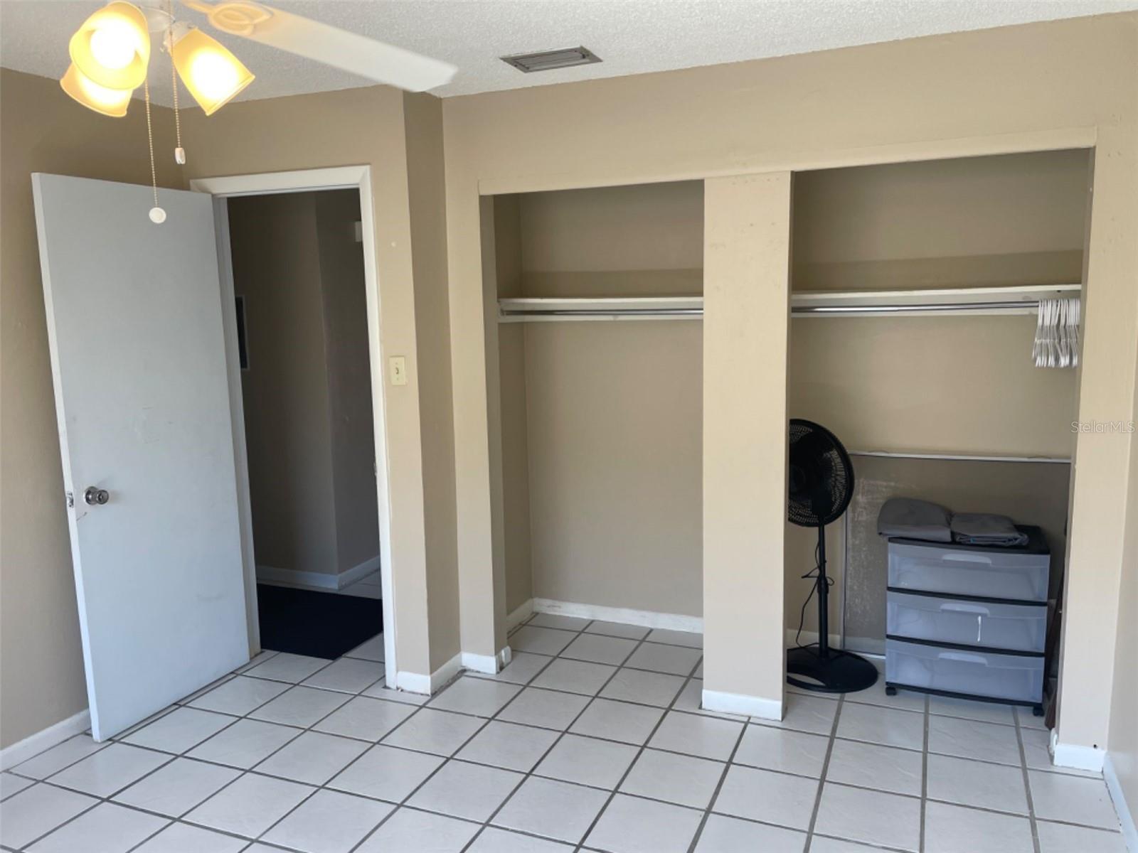 EAGLE MANOR - Residential Lease