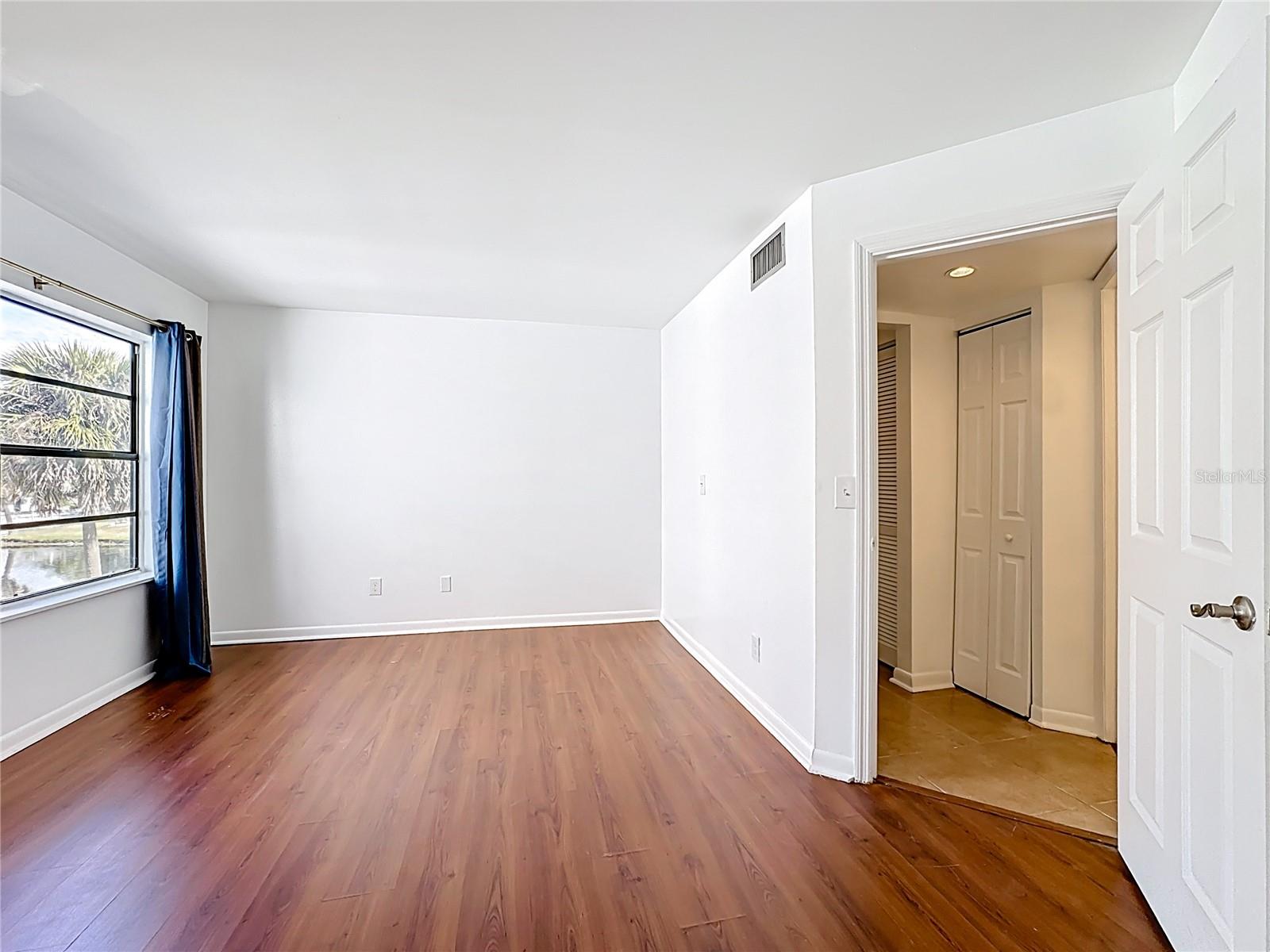 SOUTHPOINTE CONDO - Residential Lease