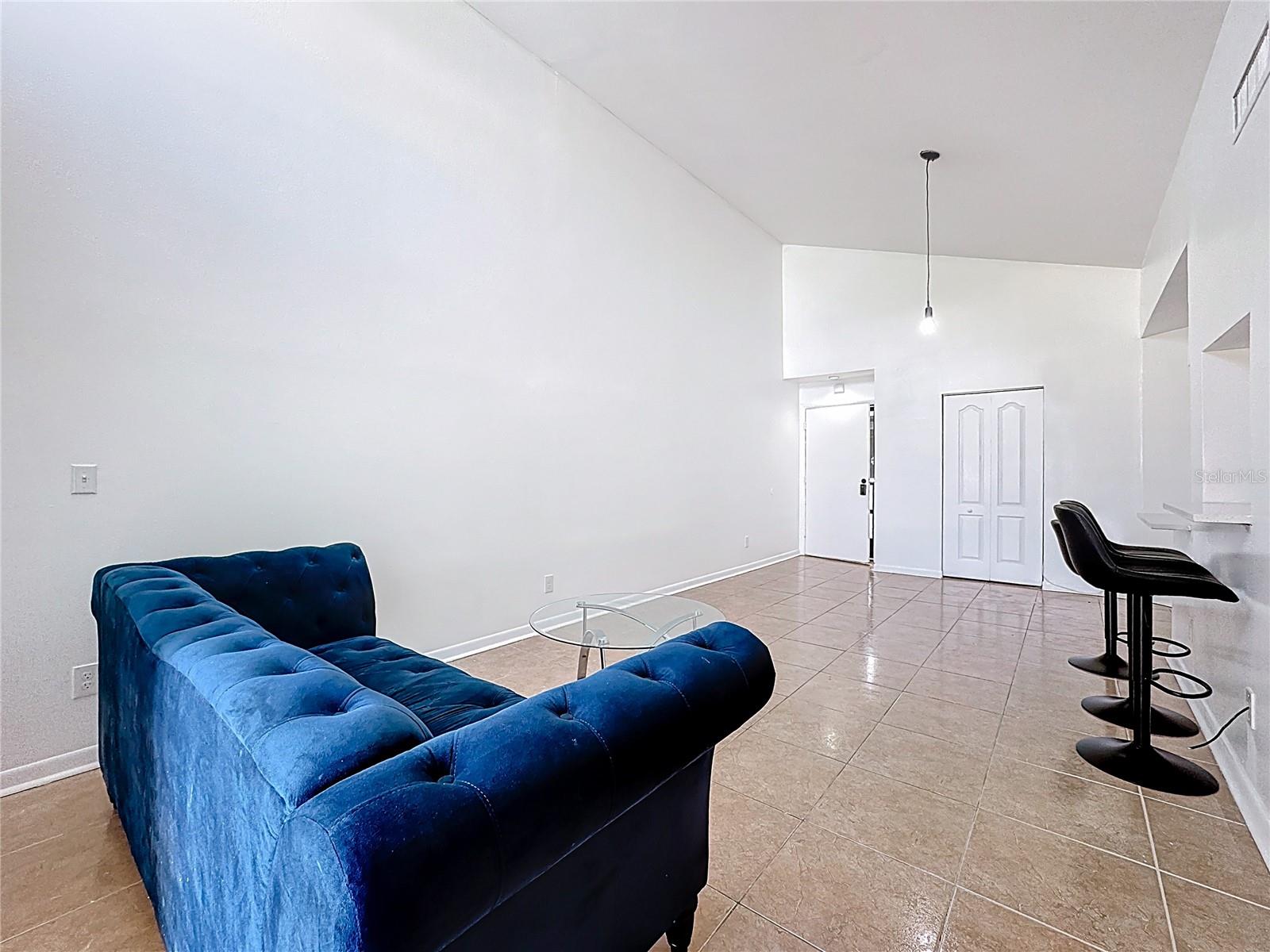 SOUTHPOINTE CONDO - Residential Lease