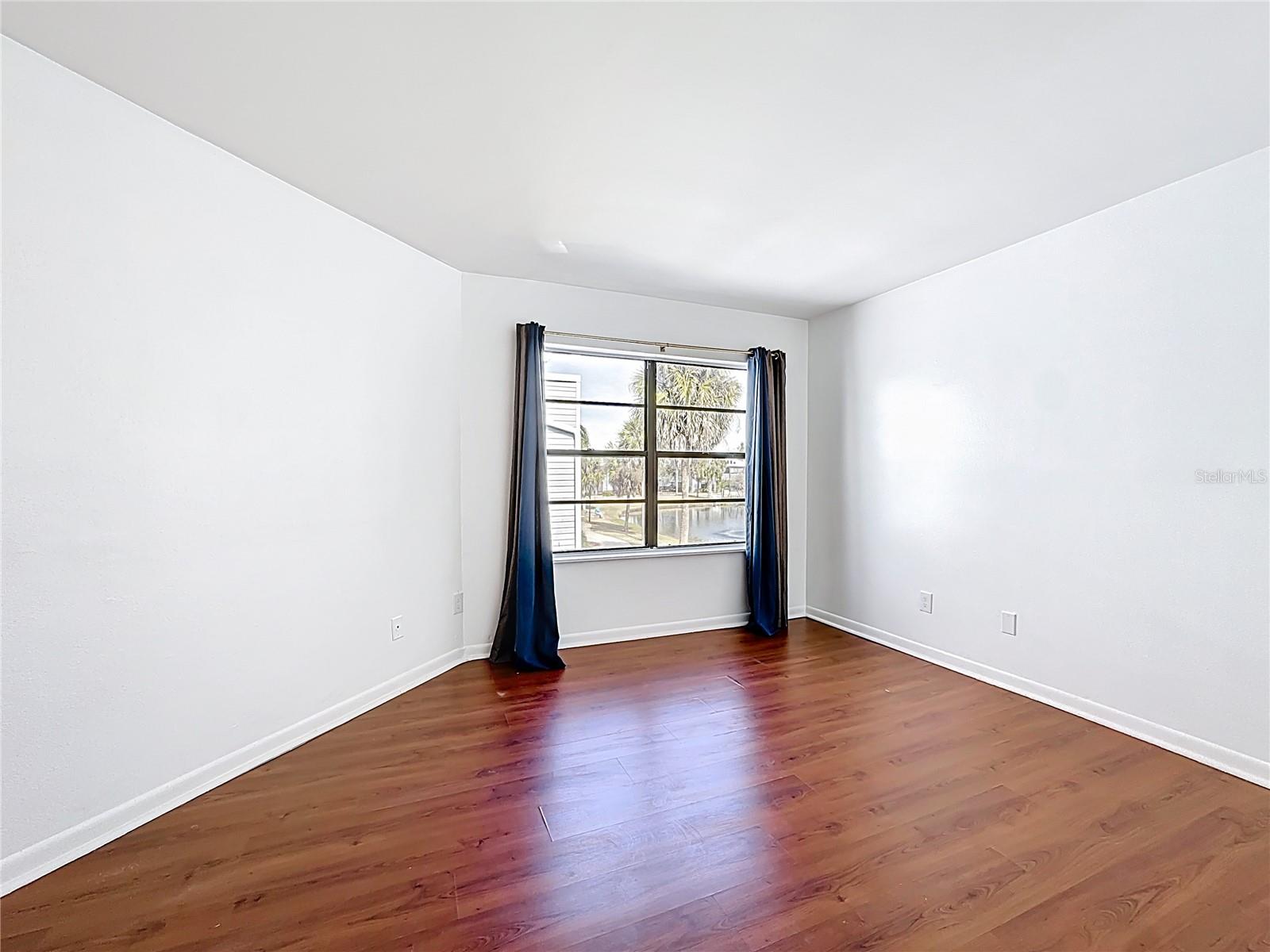 SOUTHPOINTE CONDO - Residential Lease