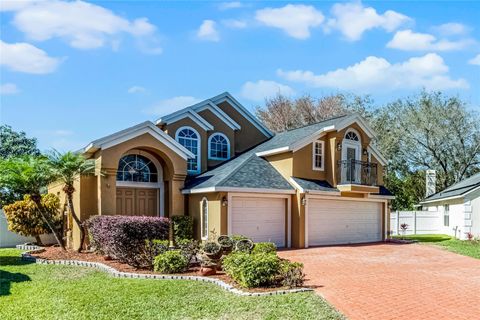 352 MISTY OAKS RUN CASSELBERRY FL 32707