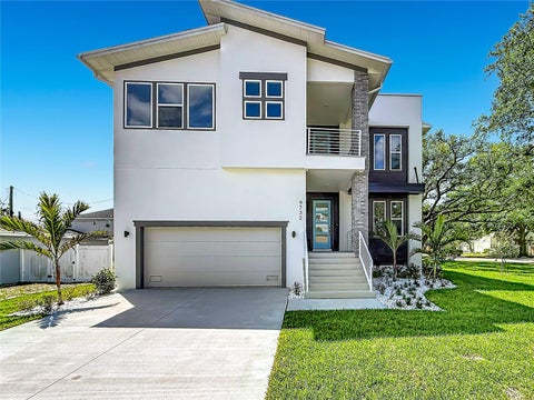 Photo of 4732 W Wallcraft Avenue, Tampa, FL 33611 (MLS # TB8533435)