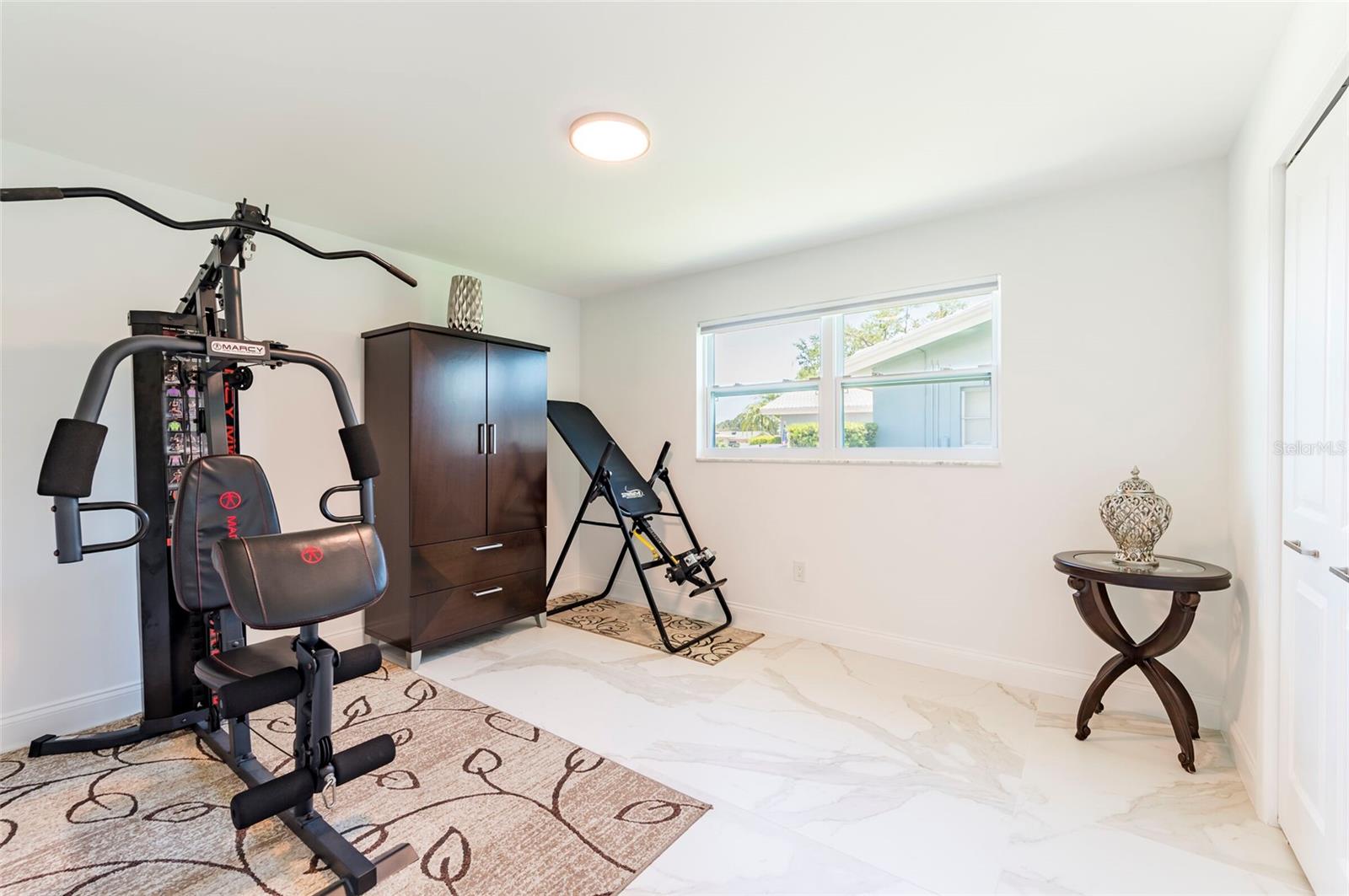 HILLCREST MANOR - Residential