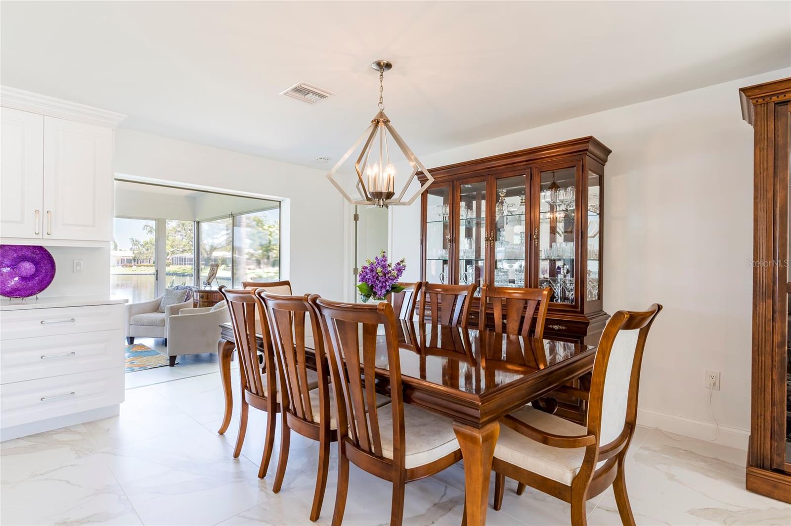 HILLCREST MANOR - Residential