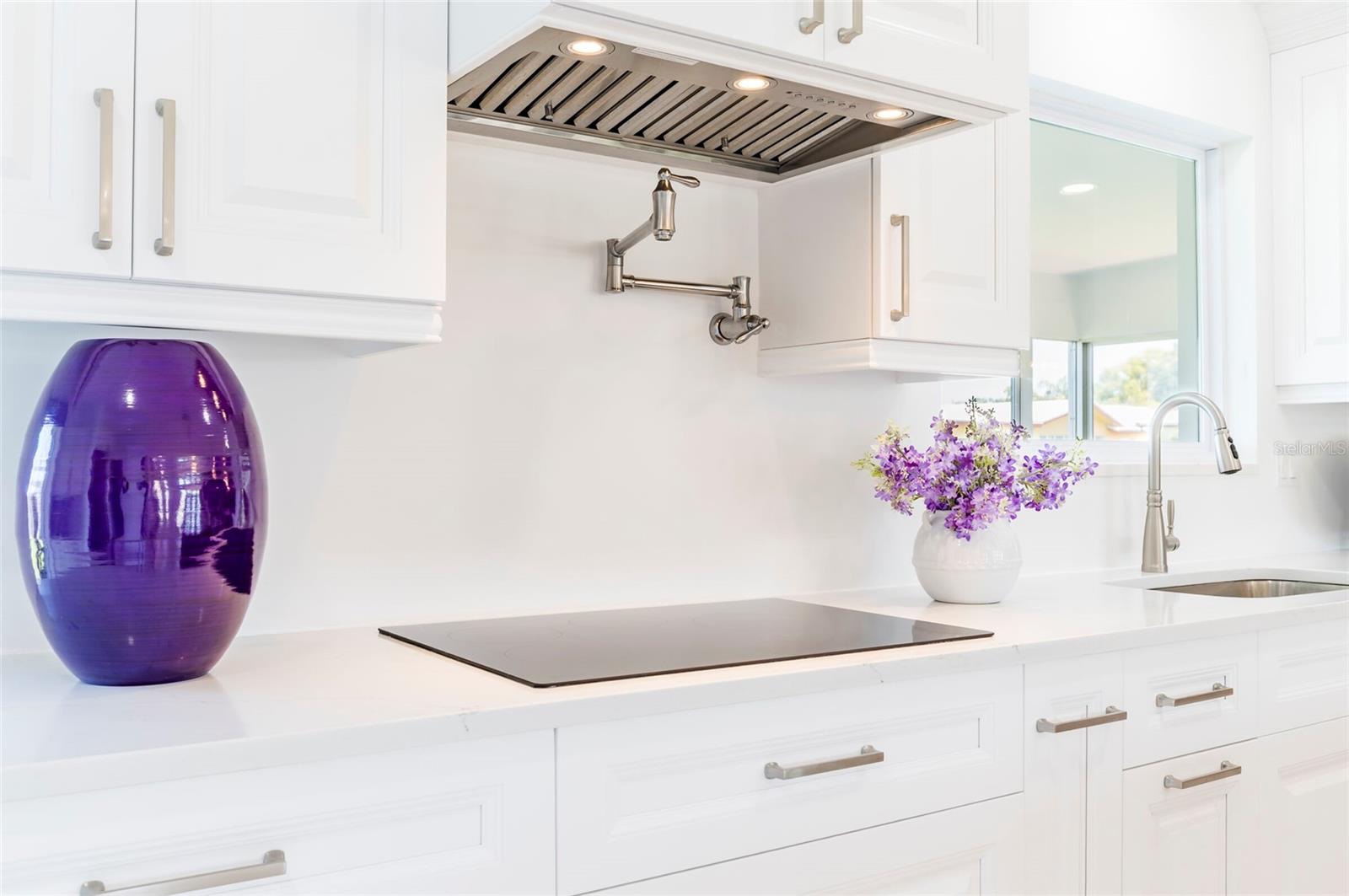 HILLCREST MANOR - Residential