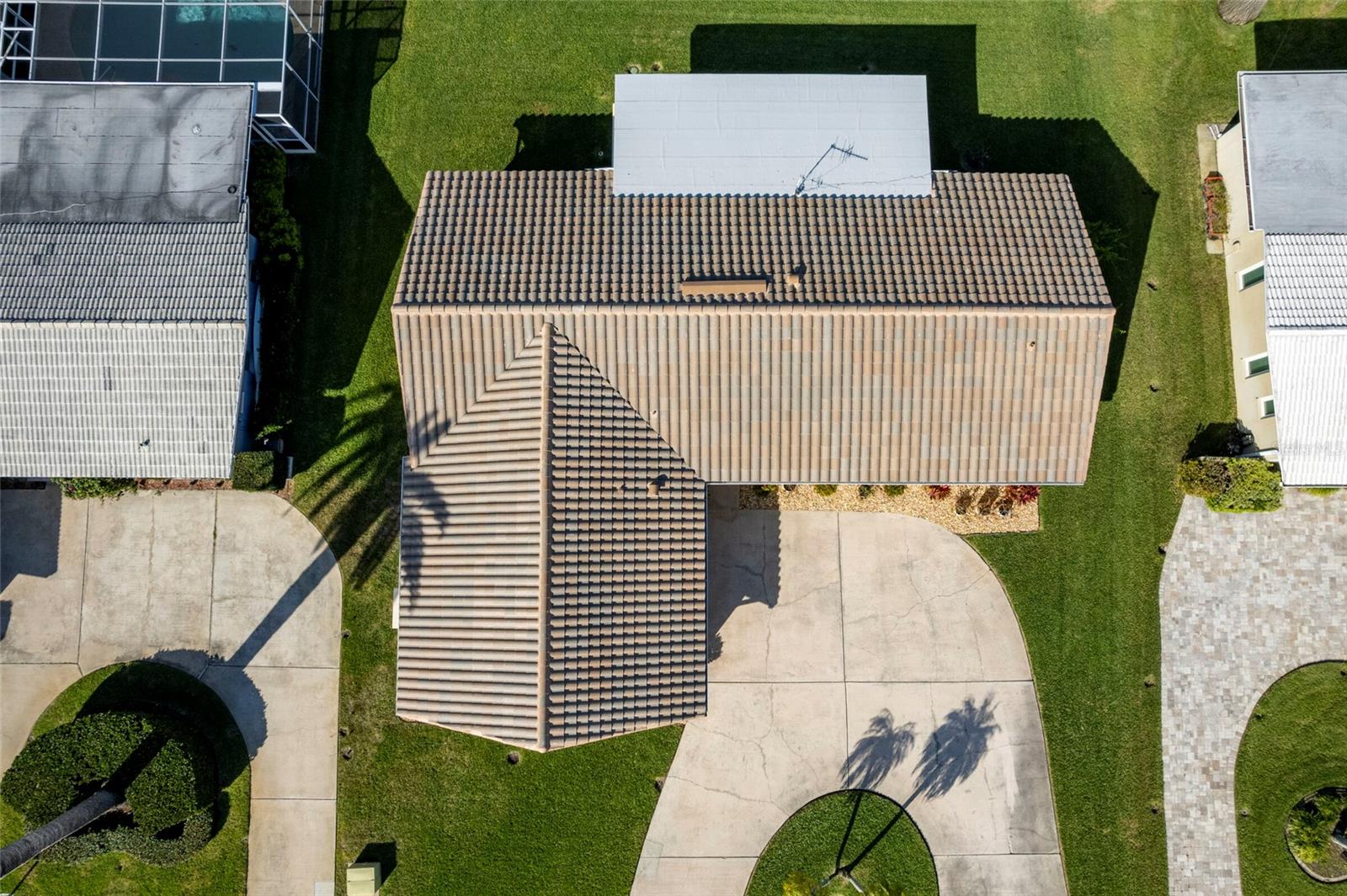 HILLCREST MANOR - Residential