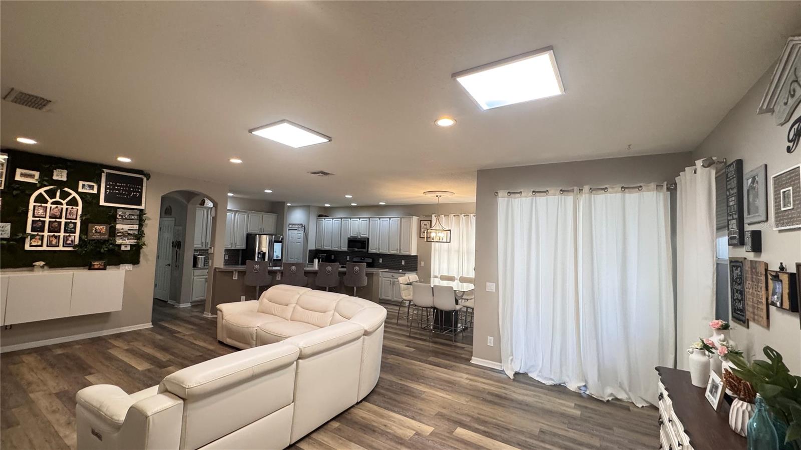 SUMMERPORT PH 05 - Residential