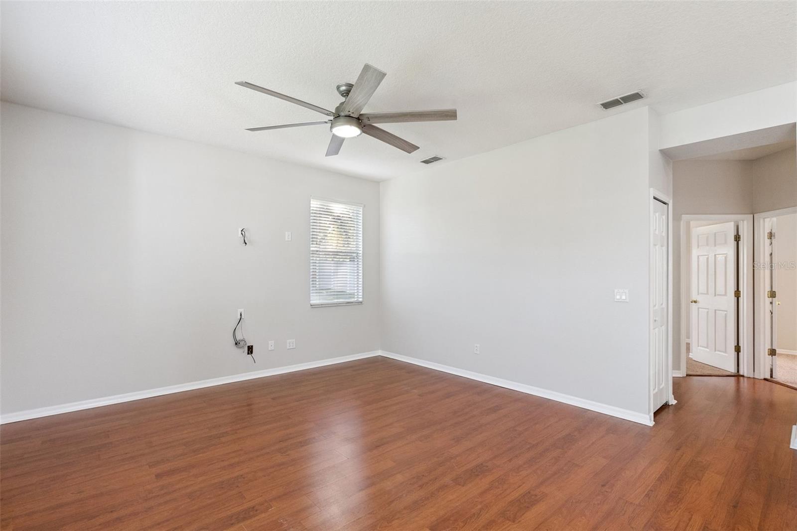 WINTERMERE POINTE - Residential