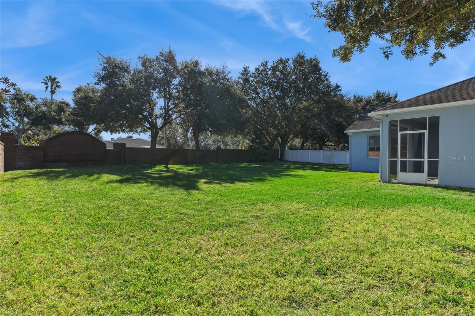 WINTERMERE POINTE - Residential