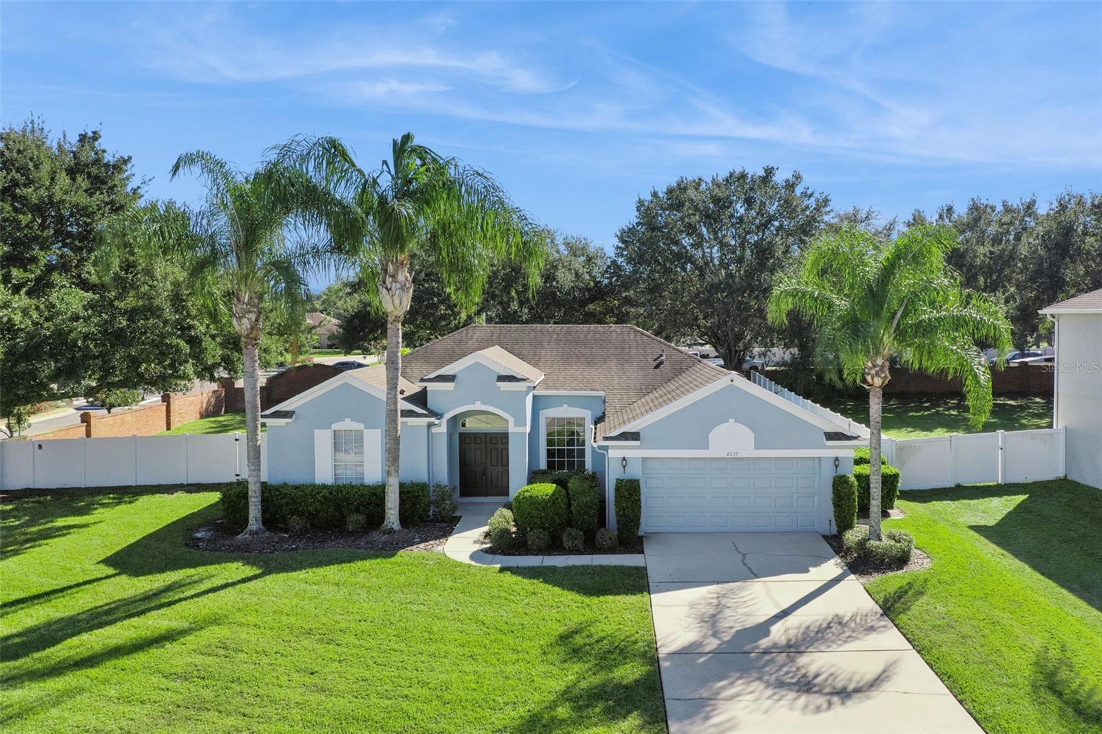 WINTERMERE POINTE - Residential