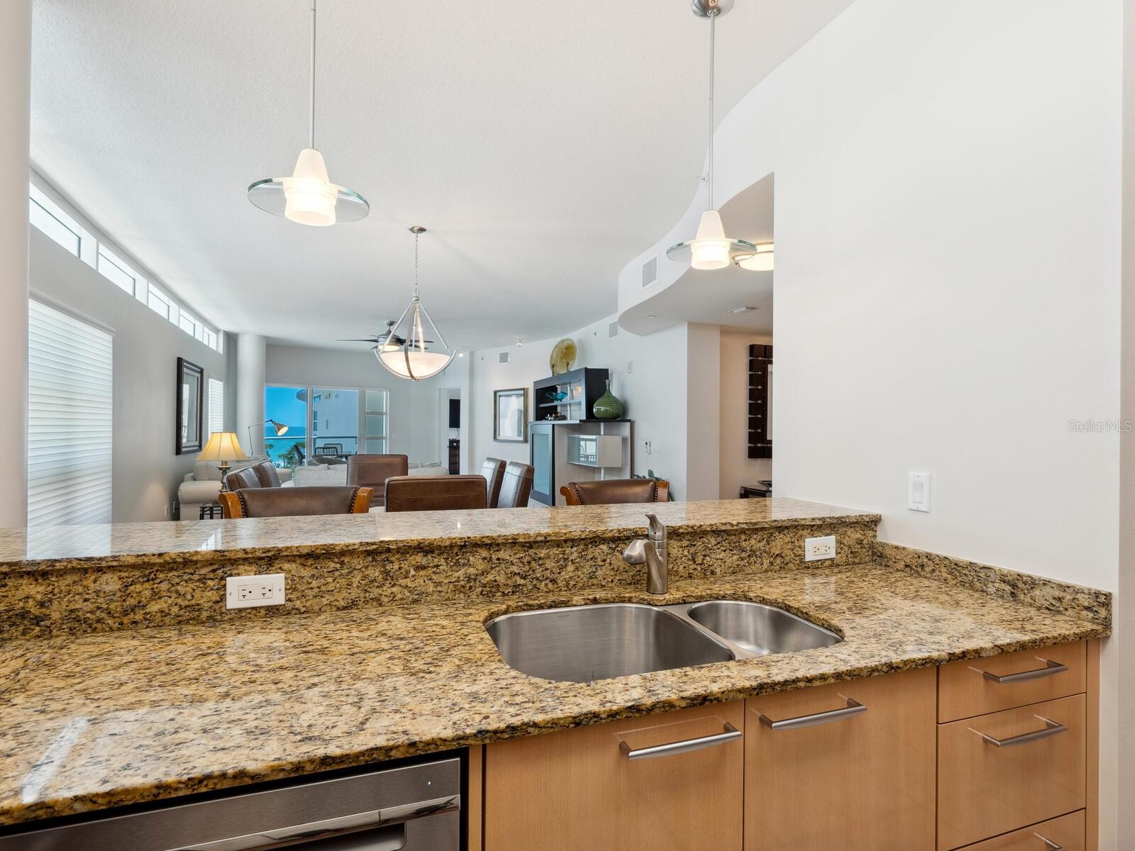 CRESCENT SIESTA KEY - Residential