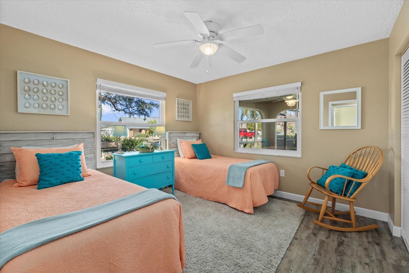 MOBILE CITY - Residential