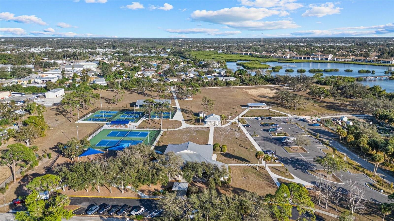 MOBILE CITY - Residential