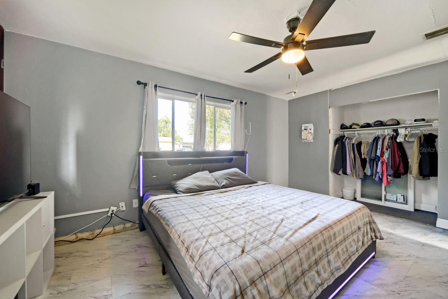 TROPICAL PARK - Residential