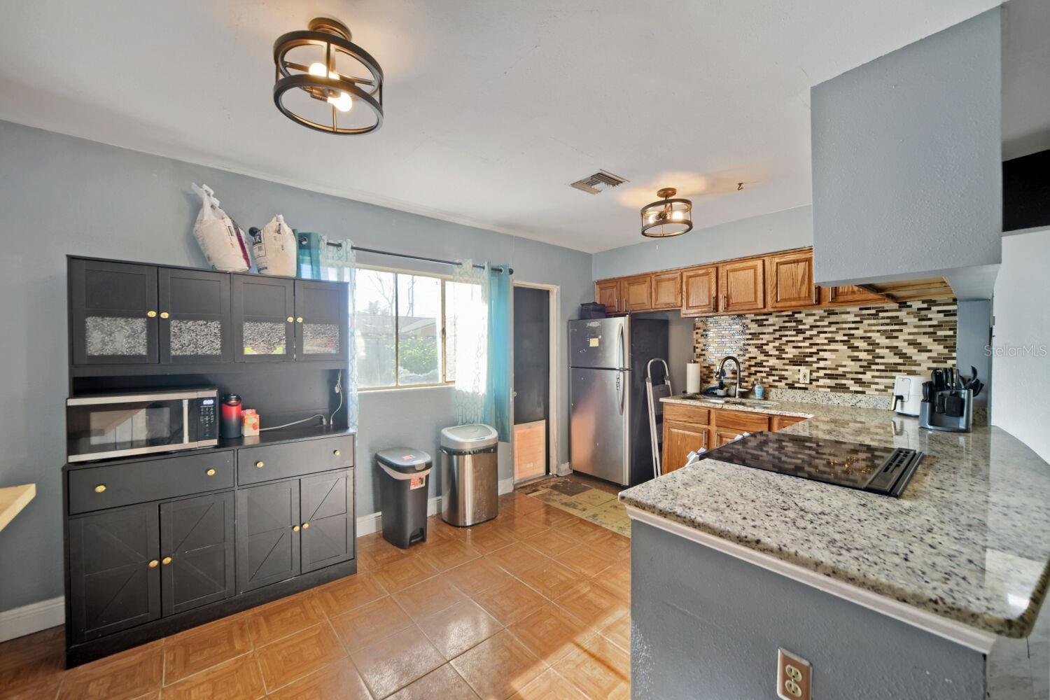 TROPICAL PARK - Residential