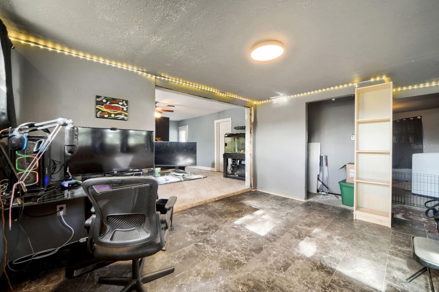 TROPICAL PARK - Residential