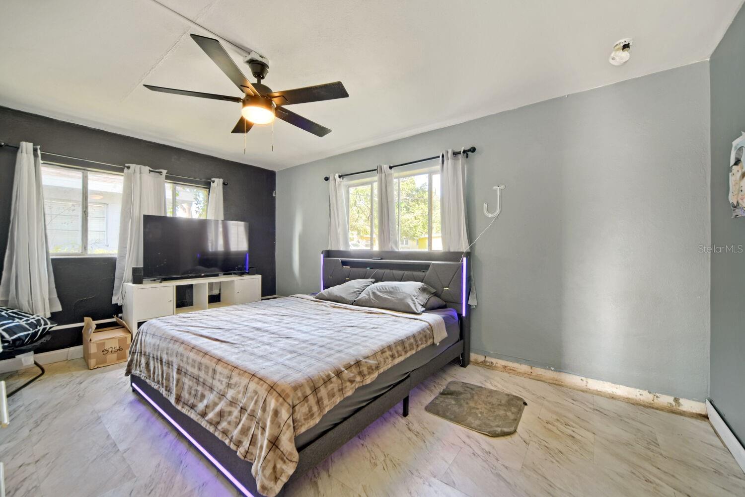 TROPICAL PARK - Residential