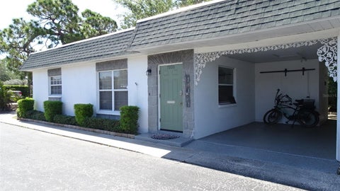 Photo of 7800 38th Terrace N, St Petersburg, FL 33709 (MLS # TB8555609)