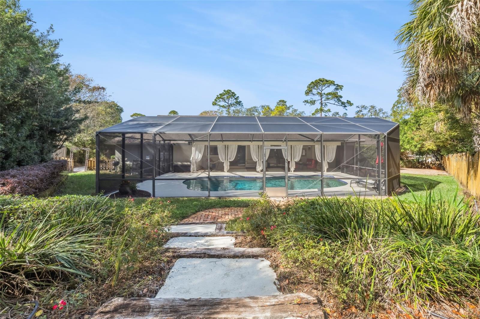 SWEETWATER OAKS SEC 13 - Residential