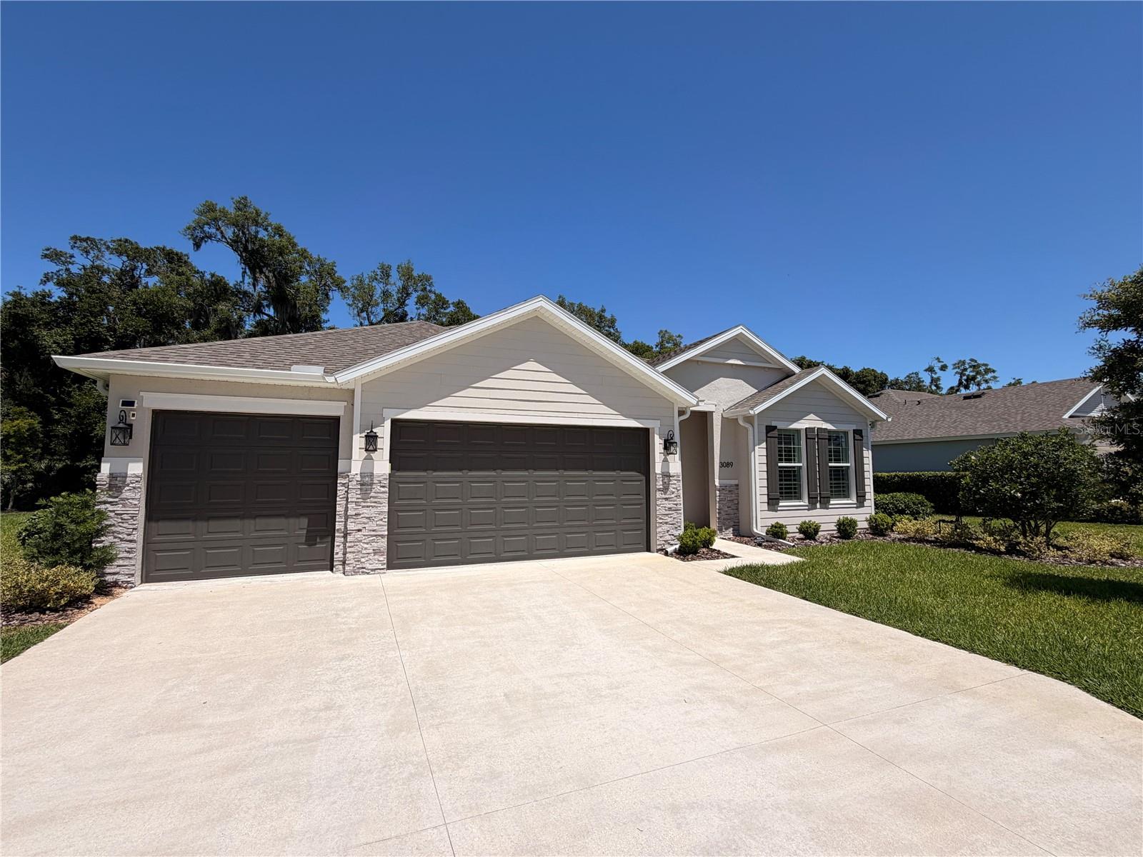 3089 ADRIAN DRIVE