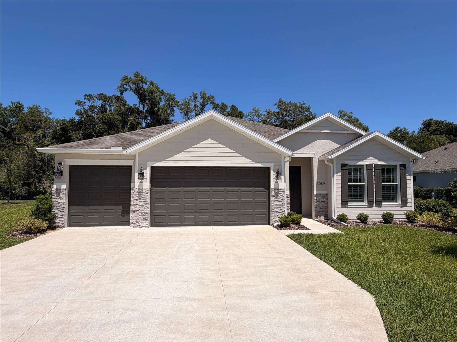 3089 ADRIAN DRIVE
