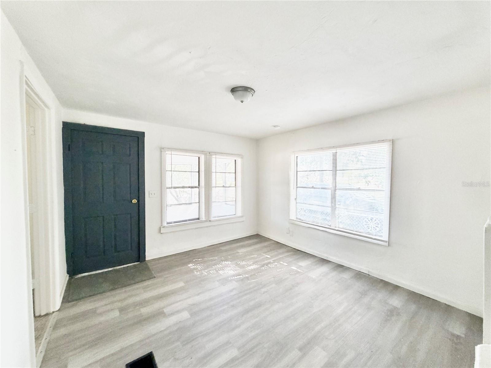 PECAN HEIGHTS - Residential