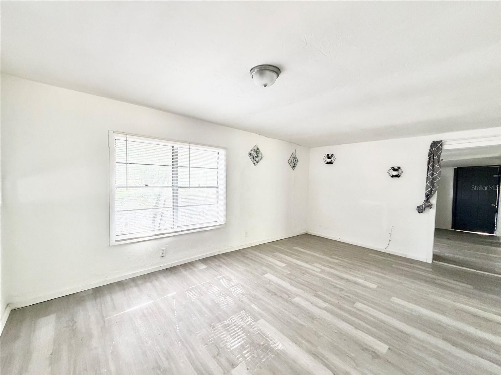 PECAN HEIGHTS - Residential