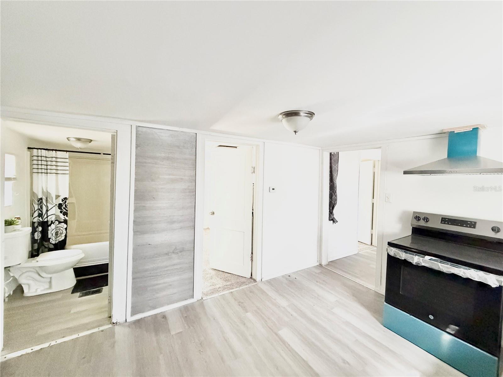 PECAN HEIGHTS - Residential