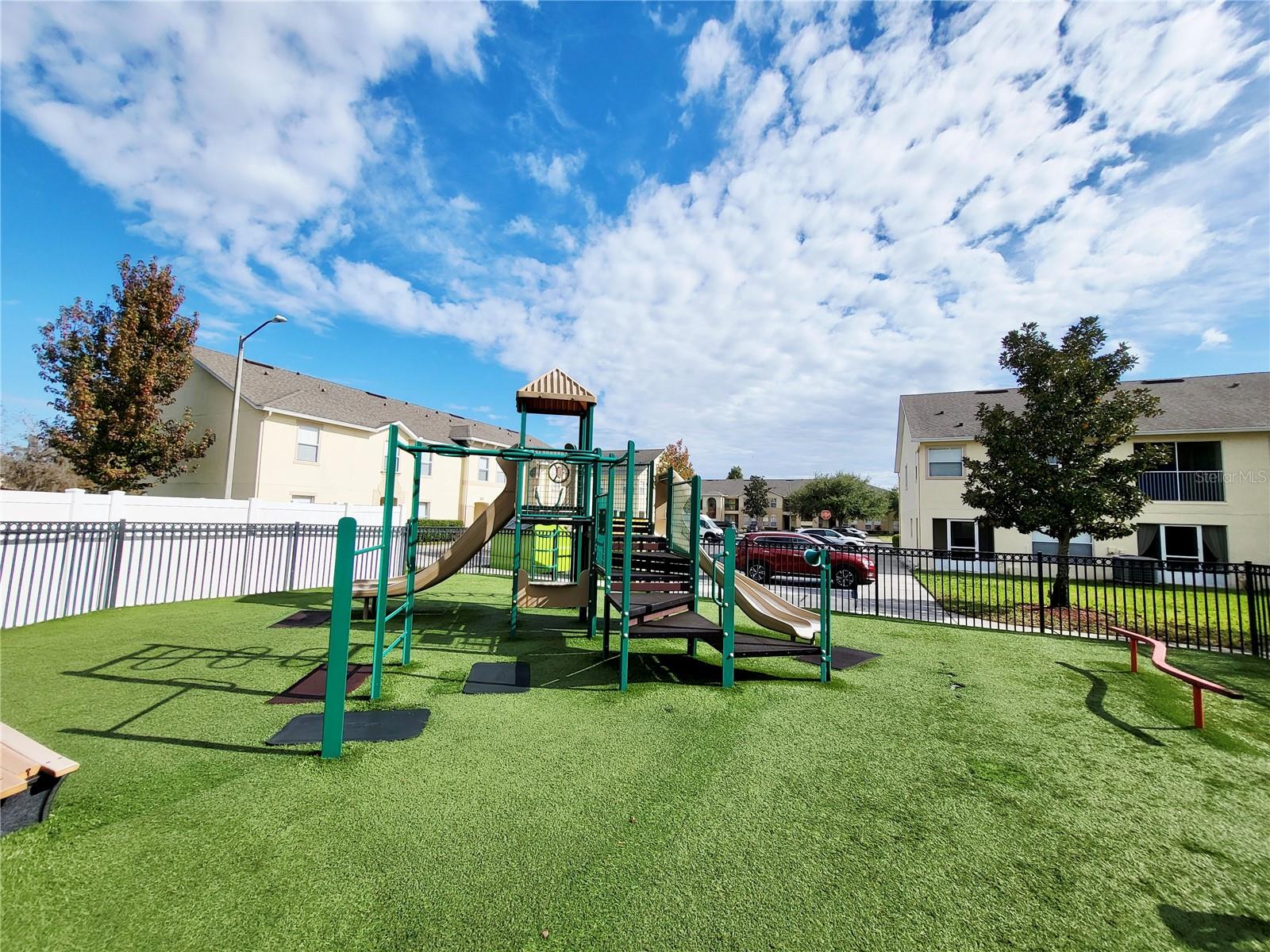 CLUB CORTILE CONDO PH 5 - Residential Lease