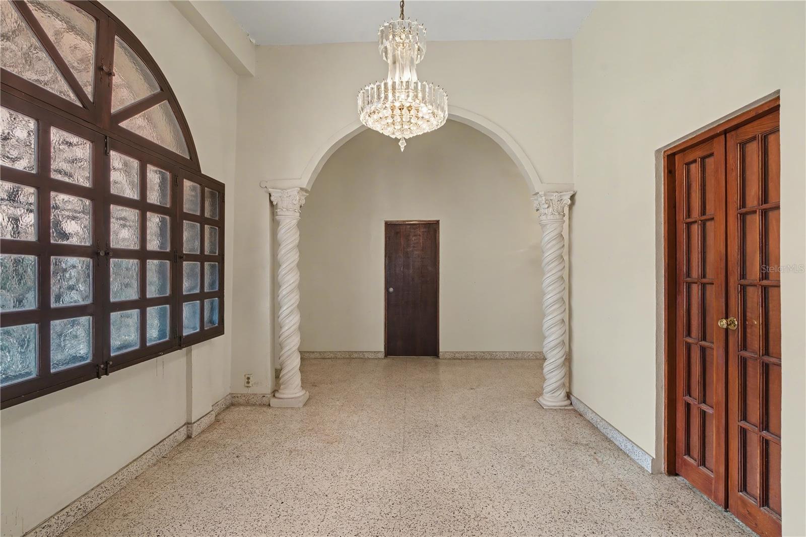 URB. LAS MADRES DEL SAGRADO CORAZON DE JESUS - Residential Income