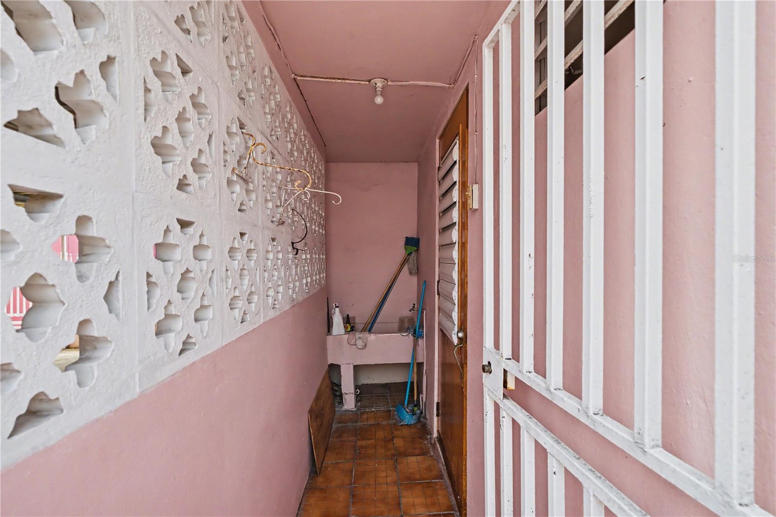 URB. LAS MADRES DEL SAGRADO CORAZON DE JESUS - Residential Income