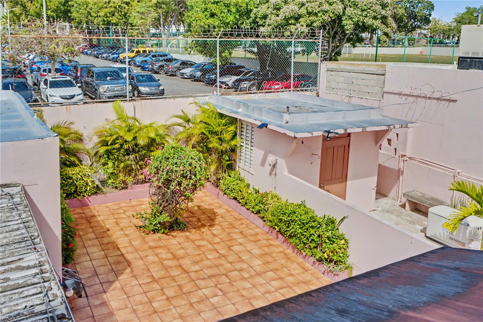 URB. LAS MADRES DEL SAGRADO CORAZON DE JESUS - Residential Income