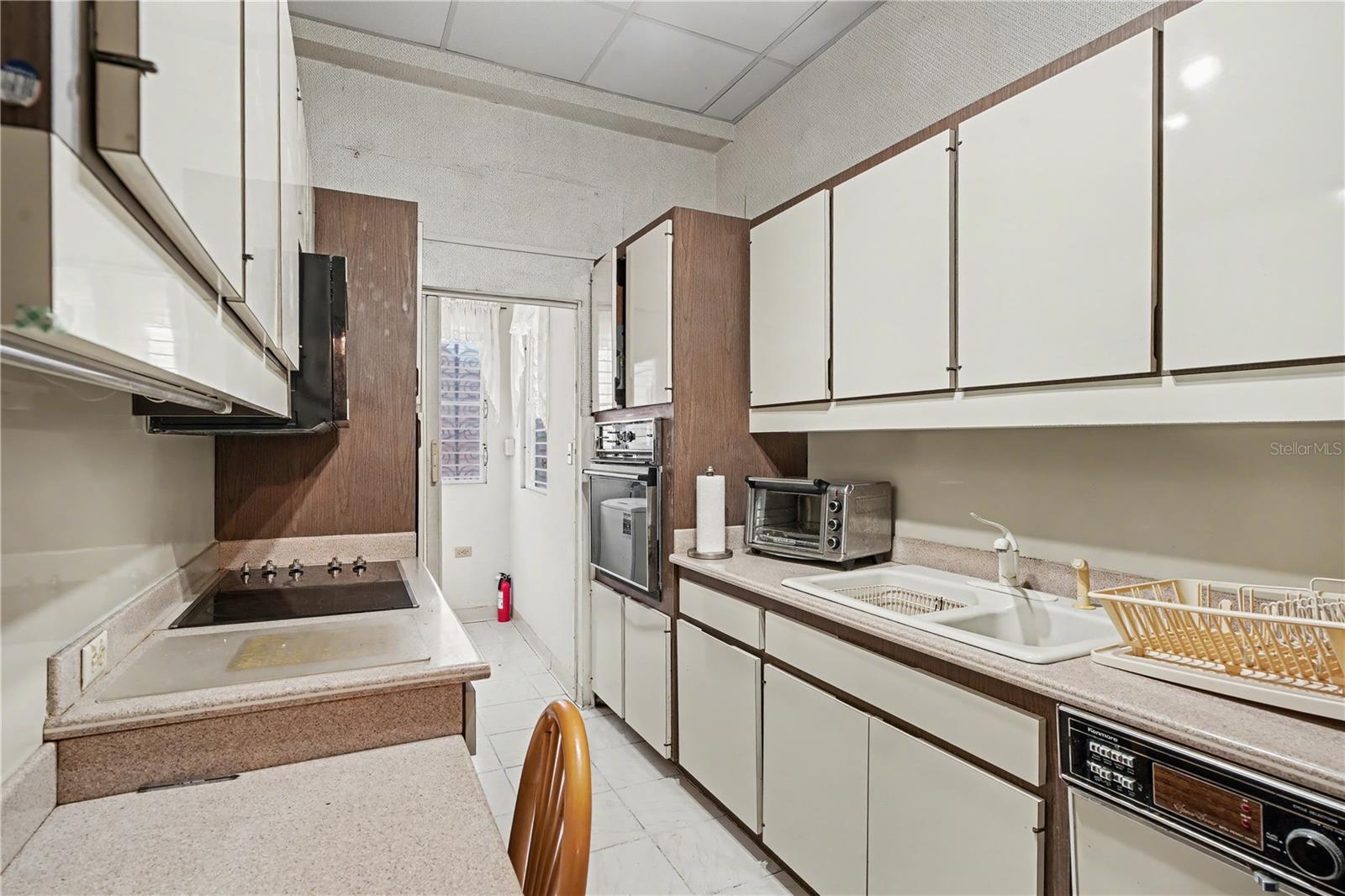 URB. LAS MADRES DEL SAGRADO CORAZON DE JESUS - Residential Income