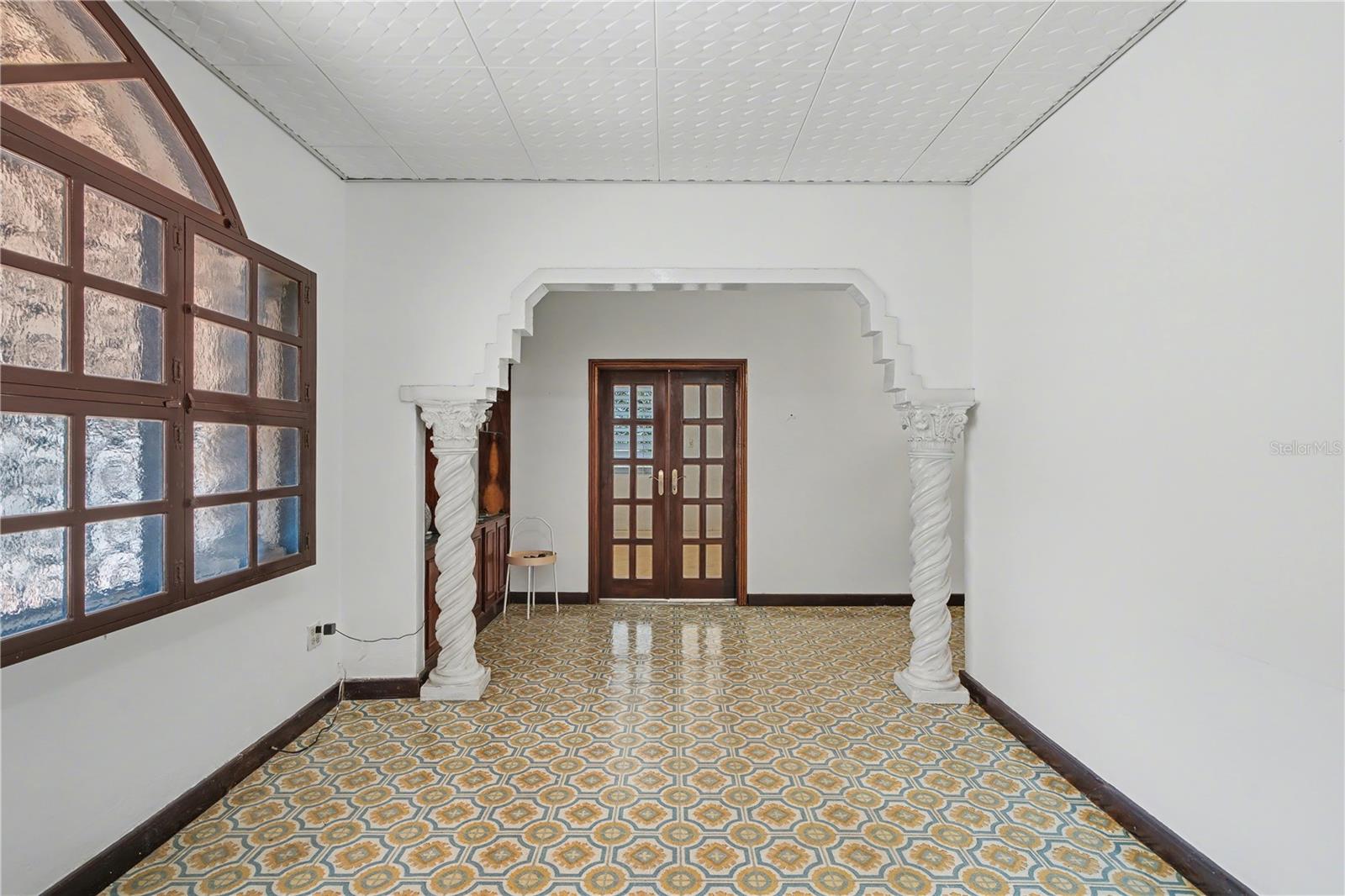 URB. LAS MADRES DEL SAGRADO CORAZON DE JESUS - Residential Income