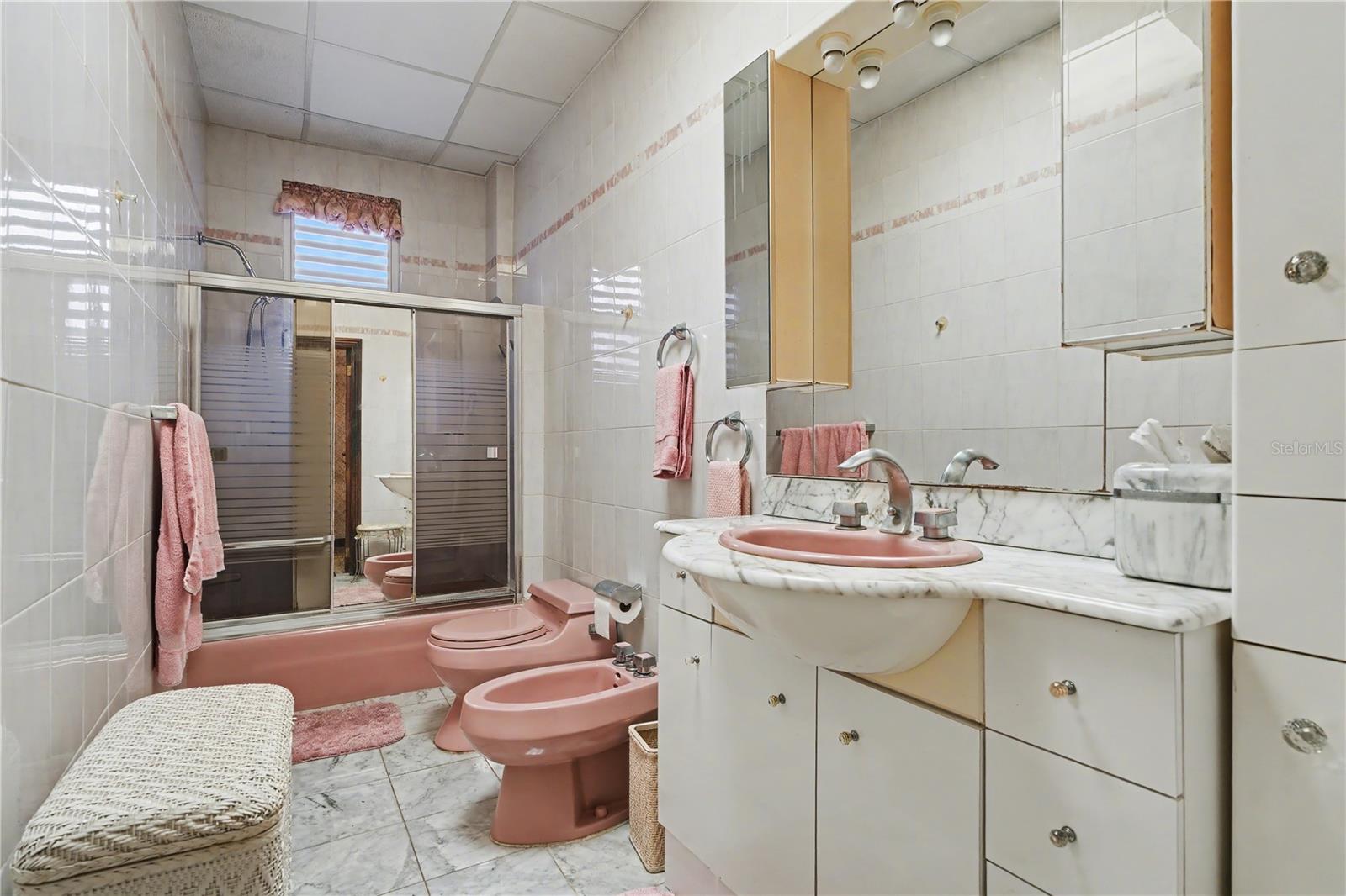 URB. LAS MADRES DEL SAGRADO CORAZON DE JESUS - Residential Income