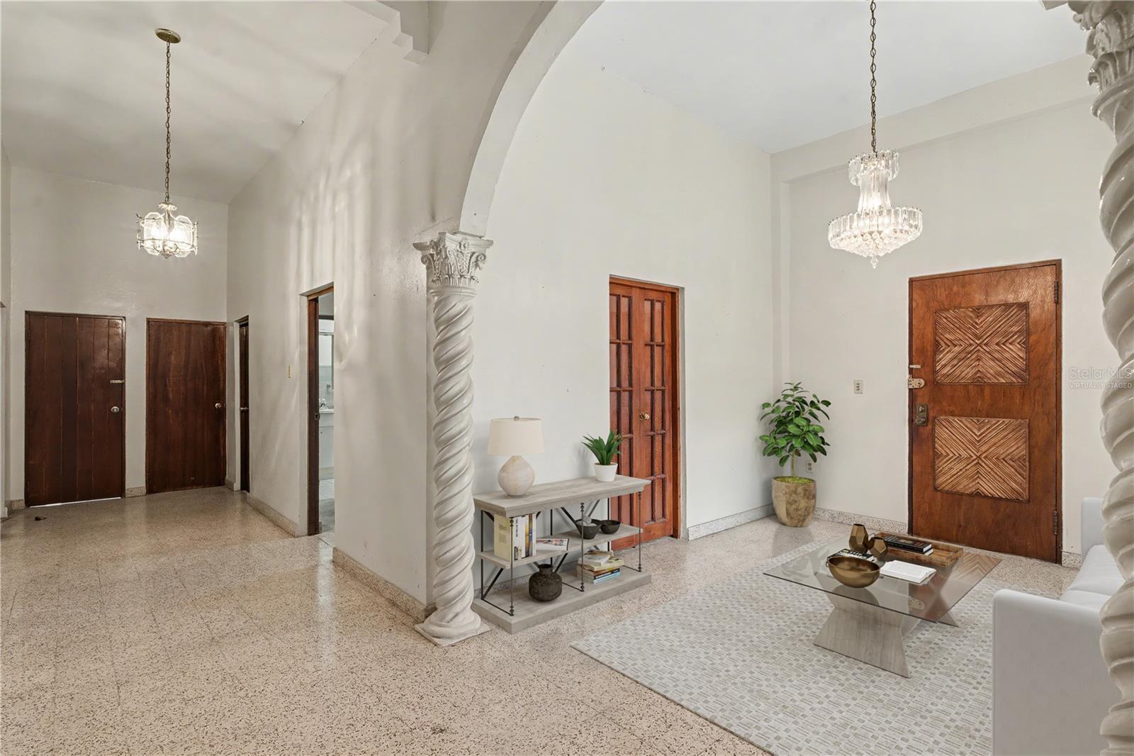 URB. LAS MADRES DEL SAGRADO CORAZON DE JESUS - Residential Income