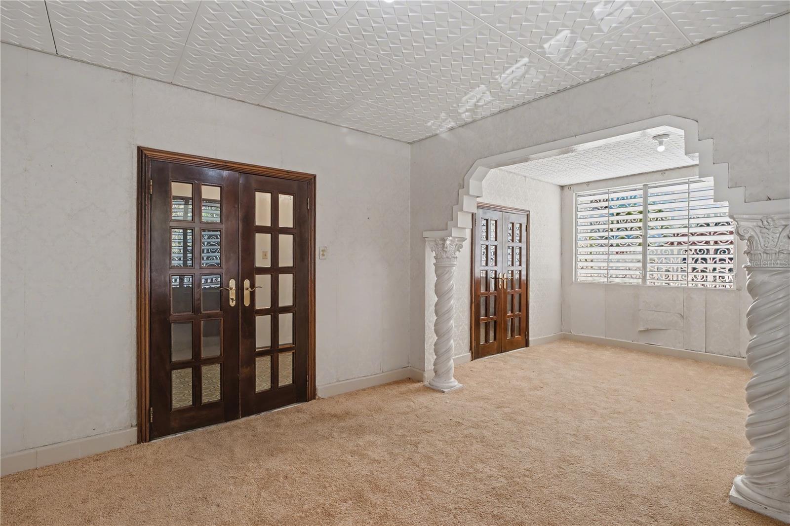 URB. LAS MADRES DEL SAGRADO CORAZON DE JESUS - Residential Income