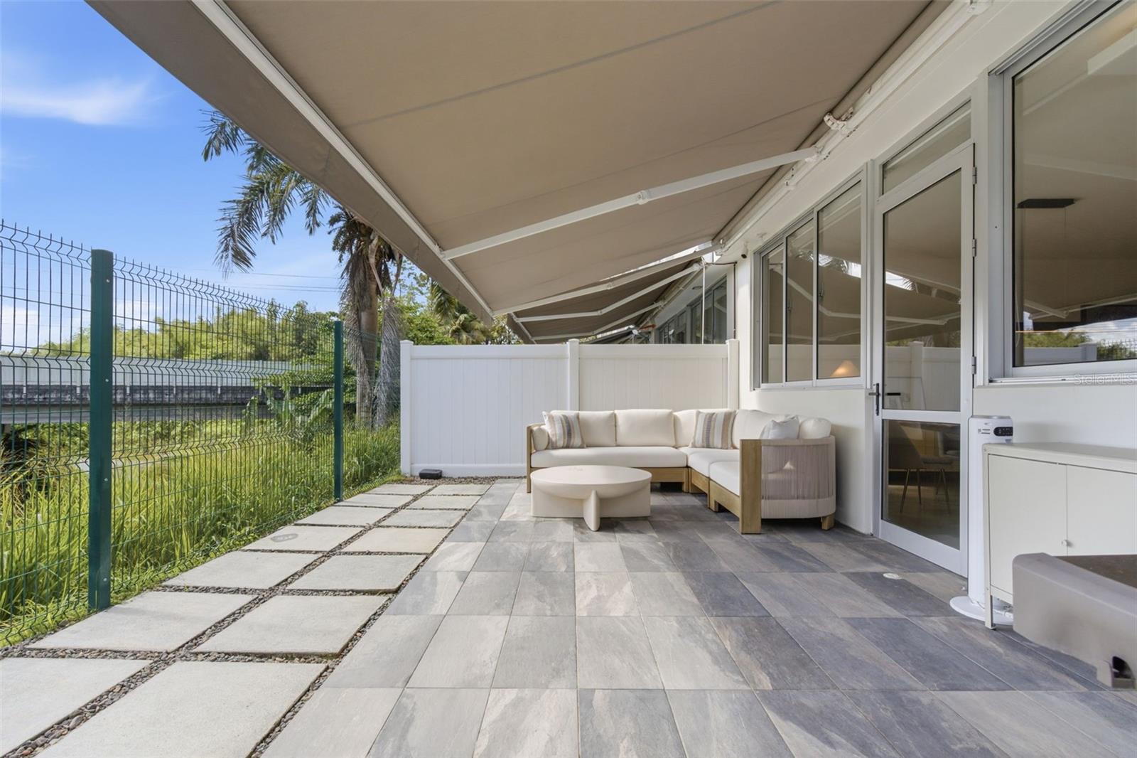 URBANIZATION ROTONDA DOWNTOWN - Residential Lease