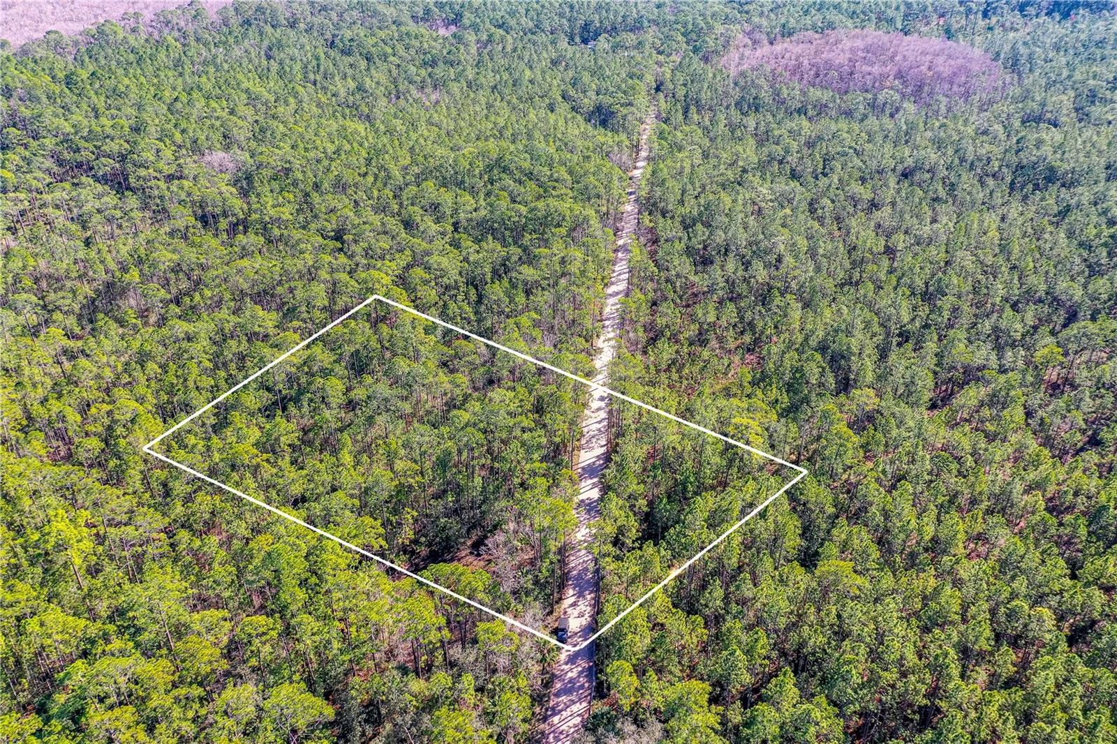 HOWE & CURRIERS ALLOTMENT - Land