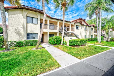 Photo of 1801 E Lake Road #10F, Palm Harbor, FL 34685 (MLS # TB8516544)