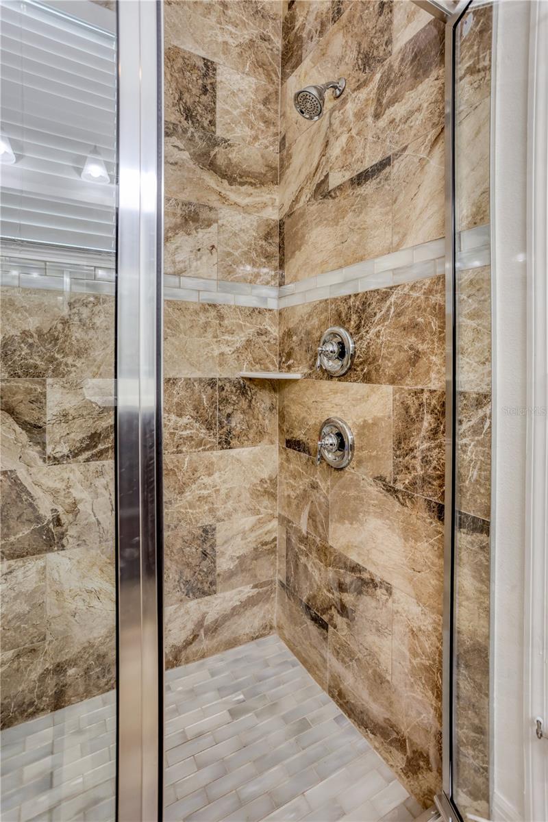 LAKE VIEW FARMS - Residential