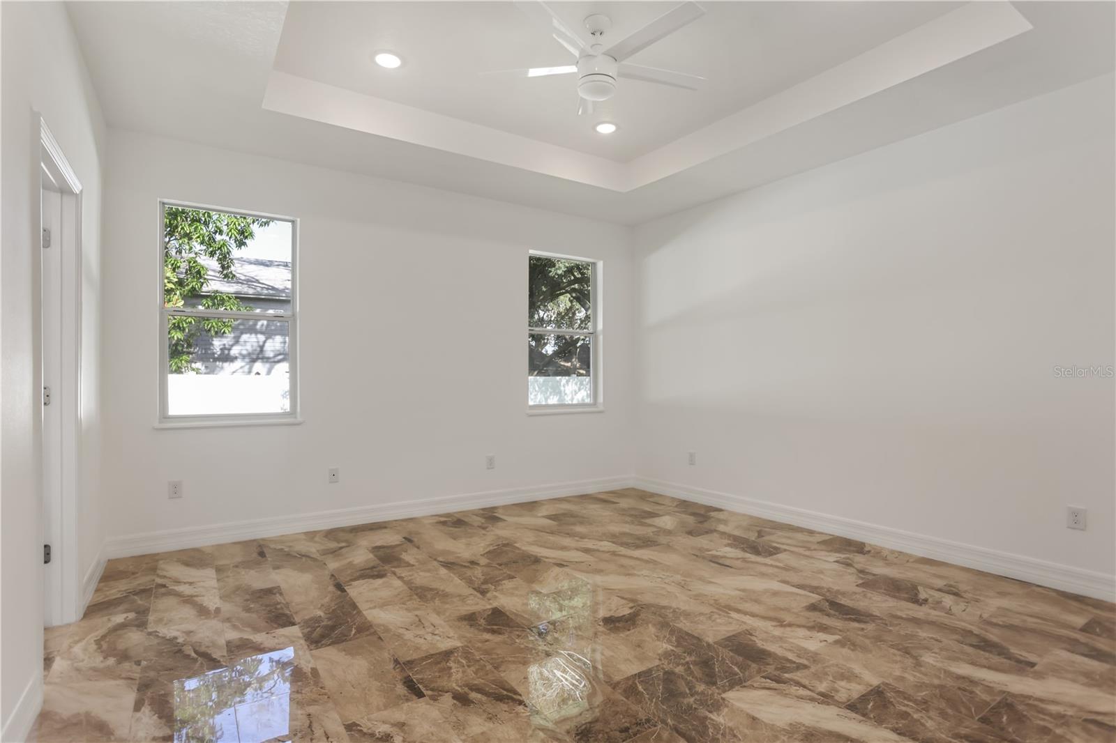 LAKE VIEW FARMS - Residential