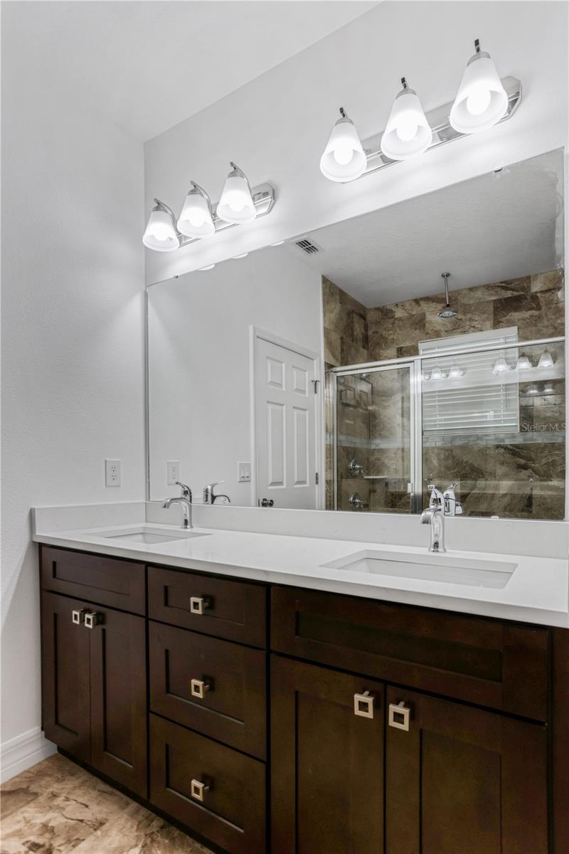 LAKE VIEW FARMS - Residential