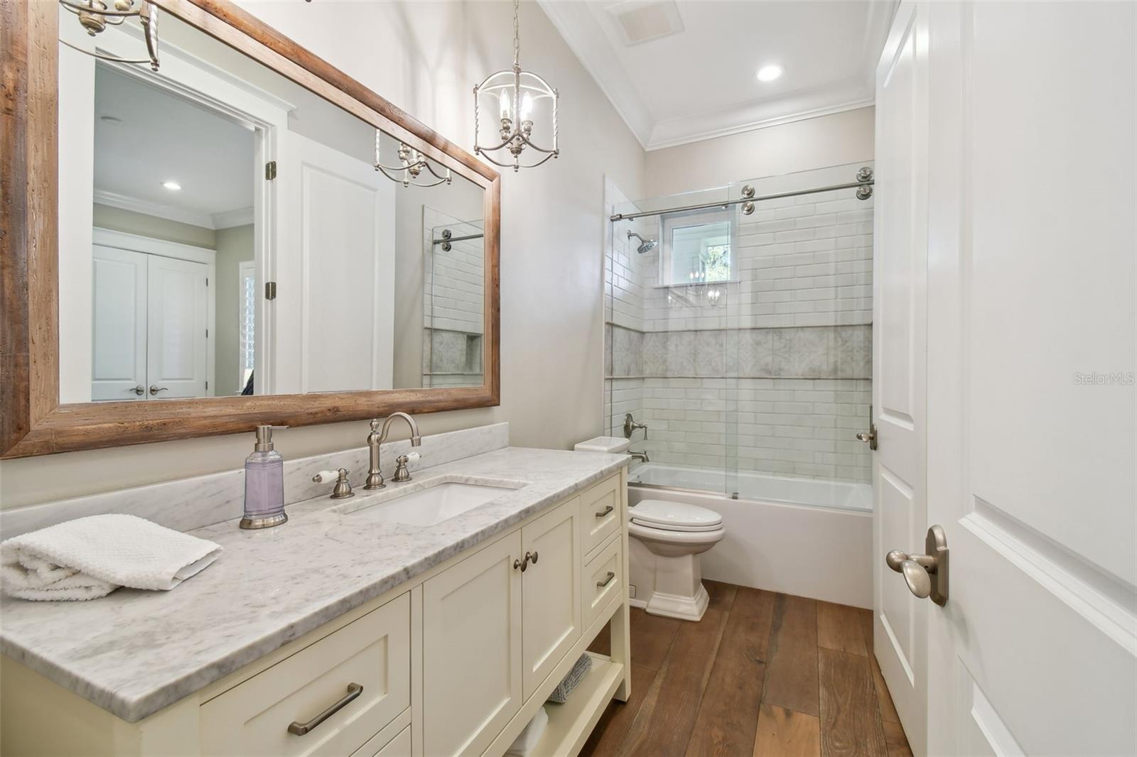 KEYSTONE ESTATES SUB - Residential