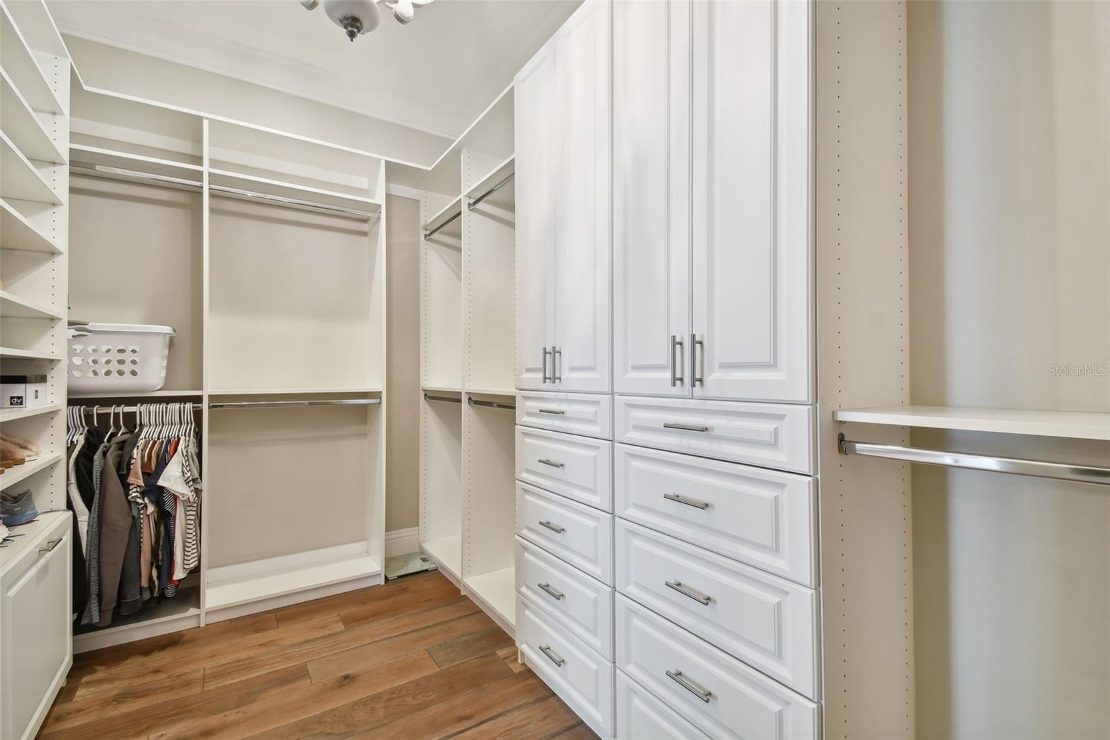 KEYSTONE ESTATES SUB - Residential