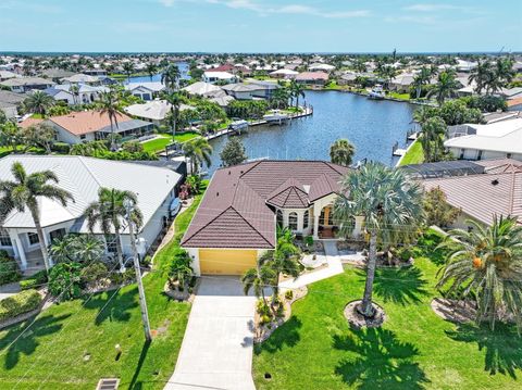 A home in PUNTA GORDA