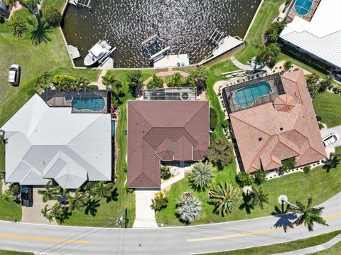 A home in PUNTA GORDA