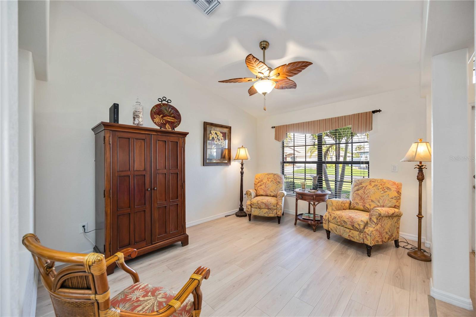 ROTONDA WEST WHITE MARSH - Residential